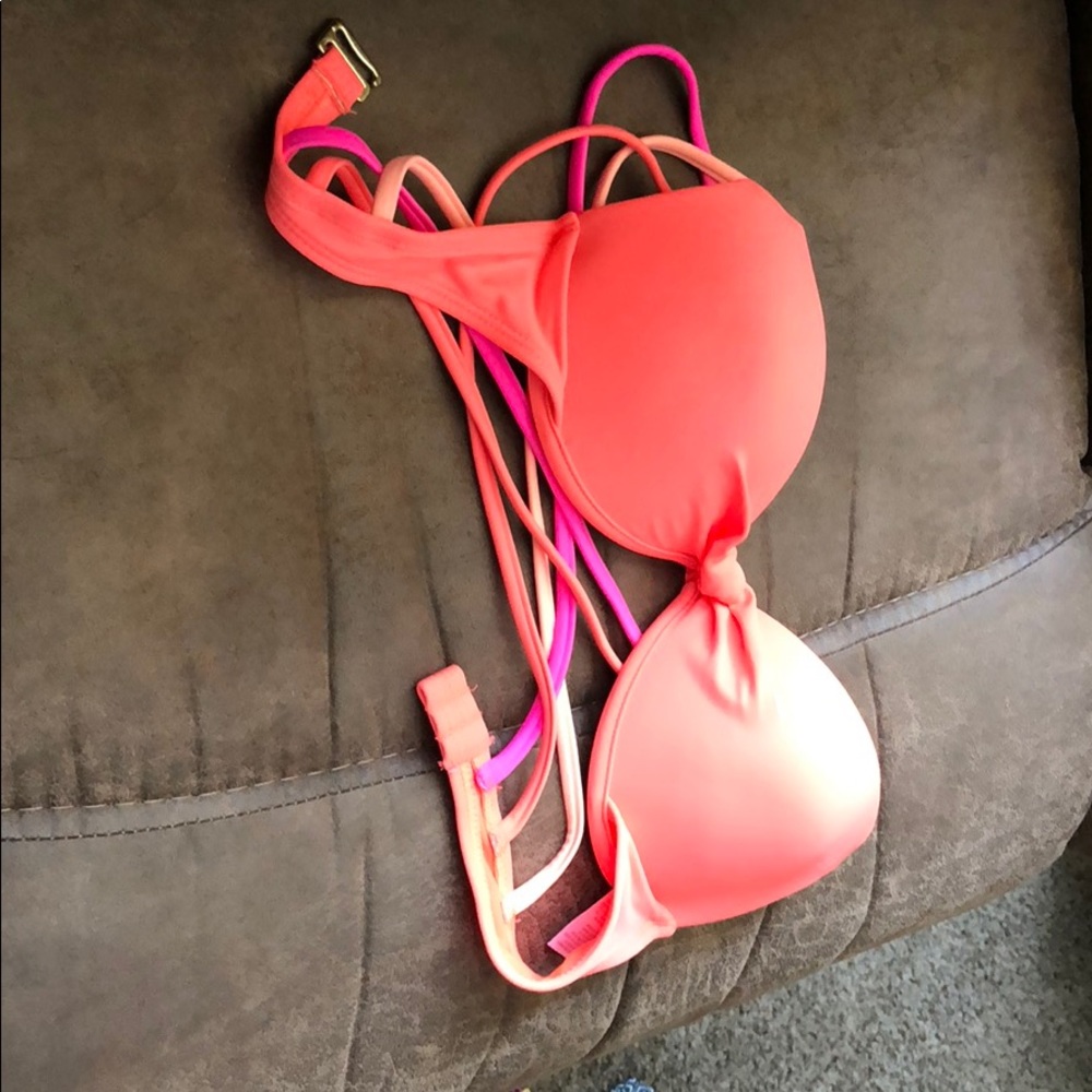 Small strap swimsuit top